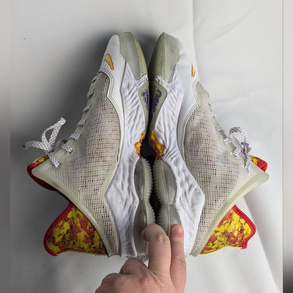 NIKE LeBron 19 Low Magic Fruity PEBBLES Men Shoes Size 13 White Red And Yellow - Picture 7 of 16